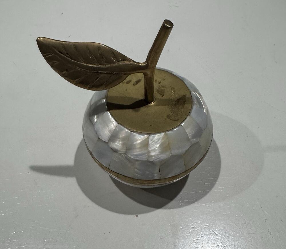 Vintage Apple Mother of Pearl Brass Inlay Gold White Trinket Decor